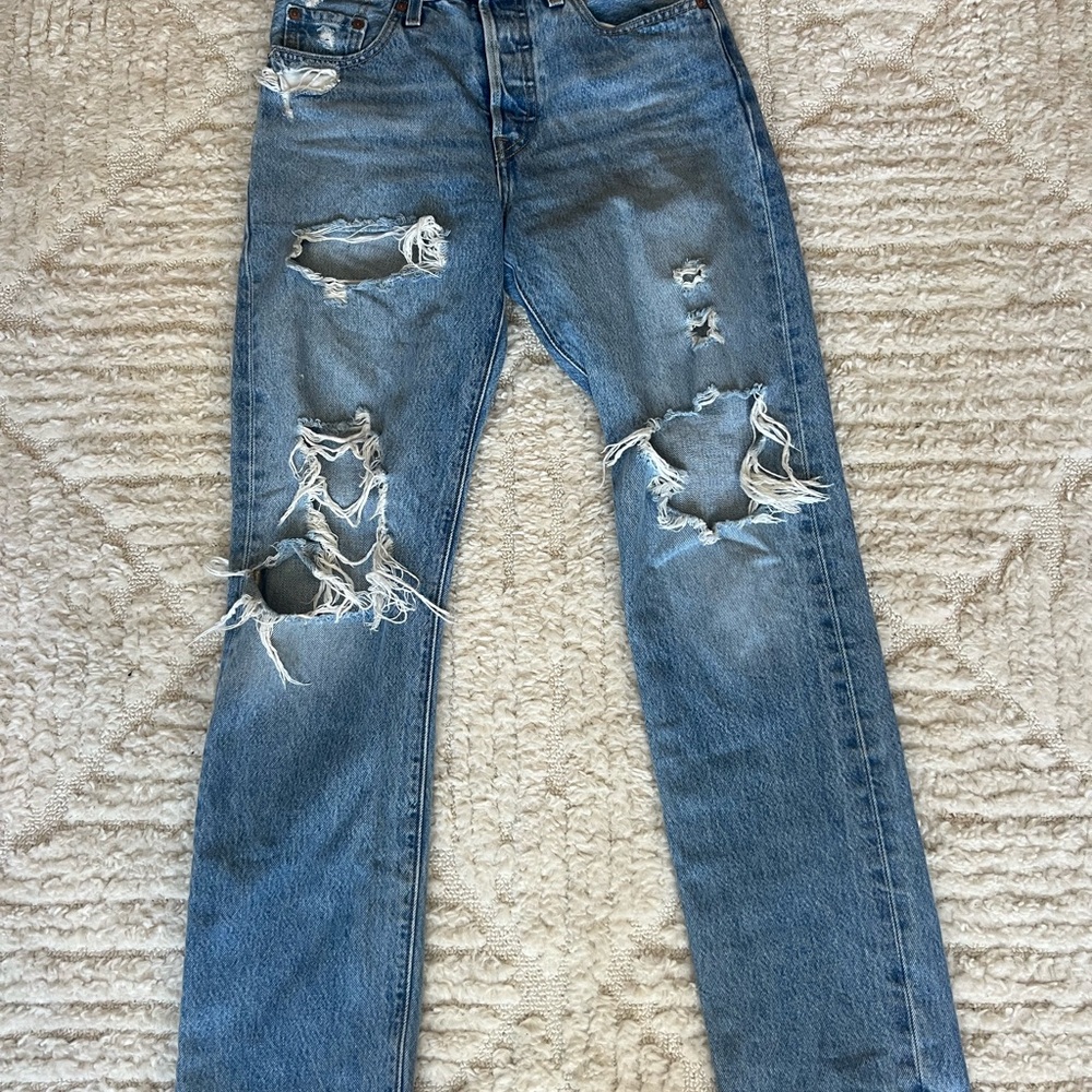 Levi’s distressed jeans
